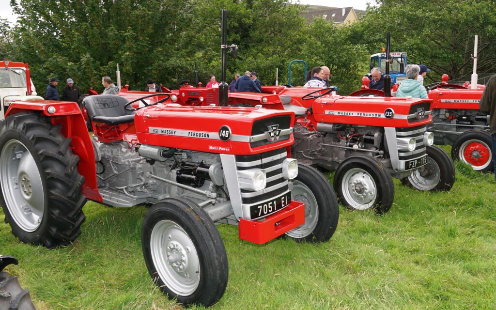 Massey Ferguson 100 series