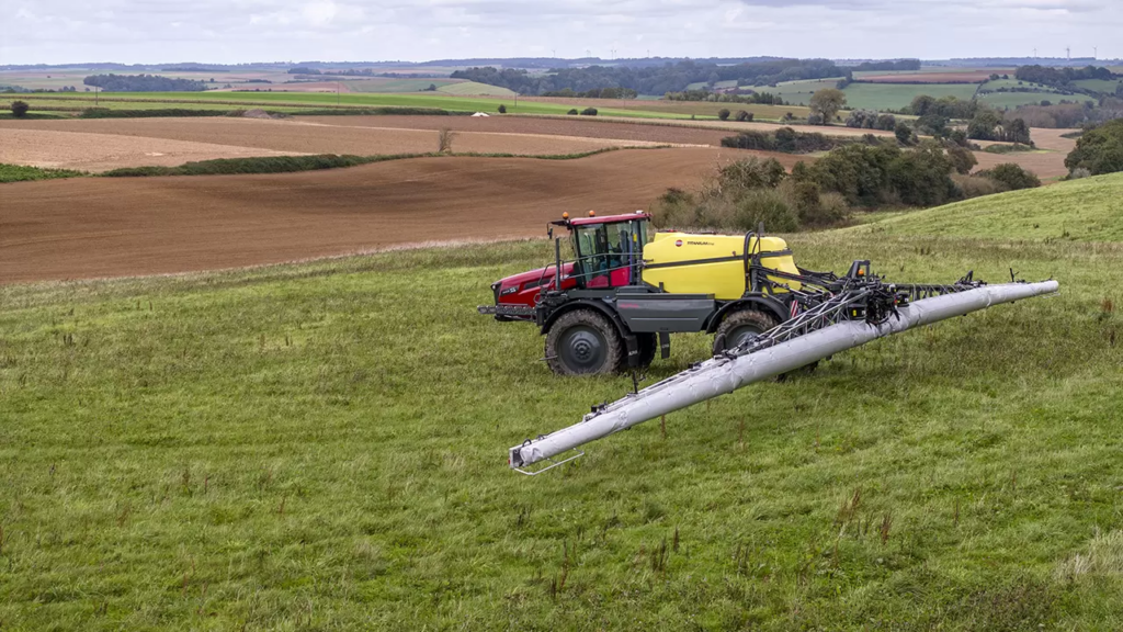 Hardi self propelled sprayer